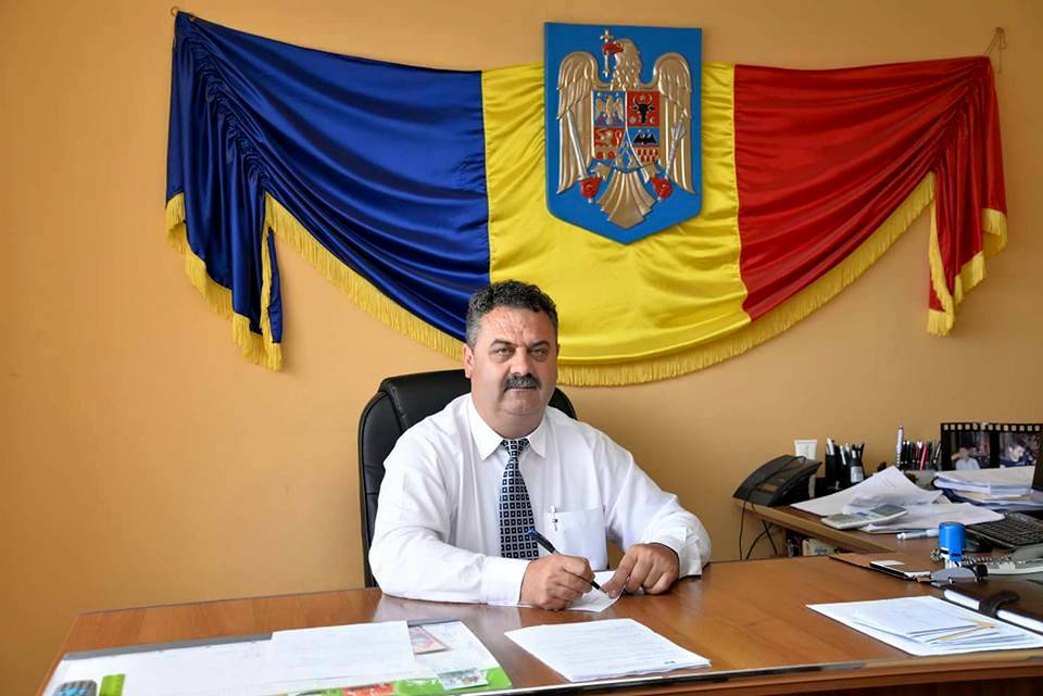 Constantin Bârzăgeanu — Primarul Comunei Mihăești